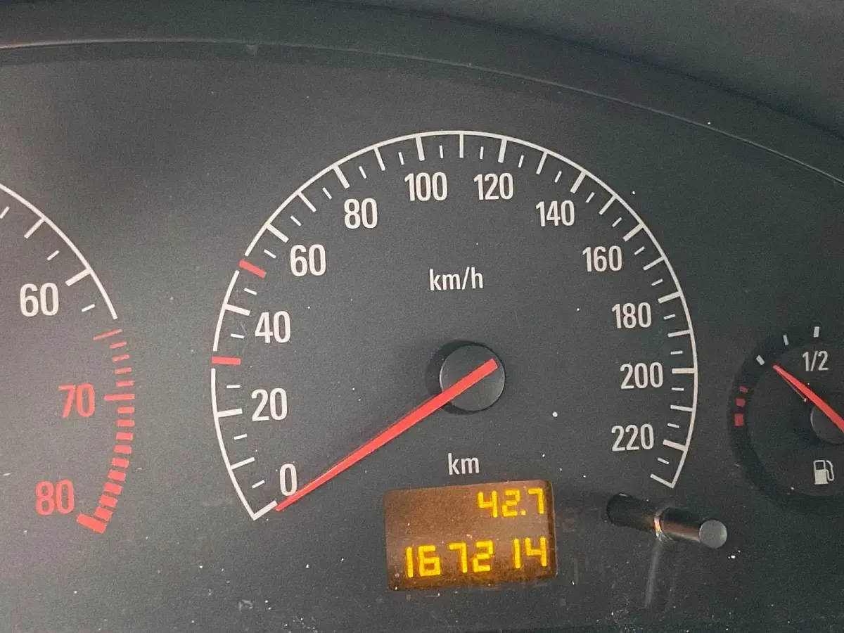 Gebraucht Opel Vectra 147 PS (108 kW) 2003 Silber Limousine