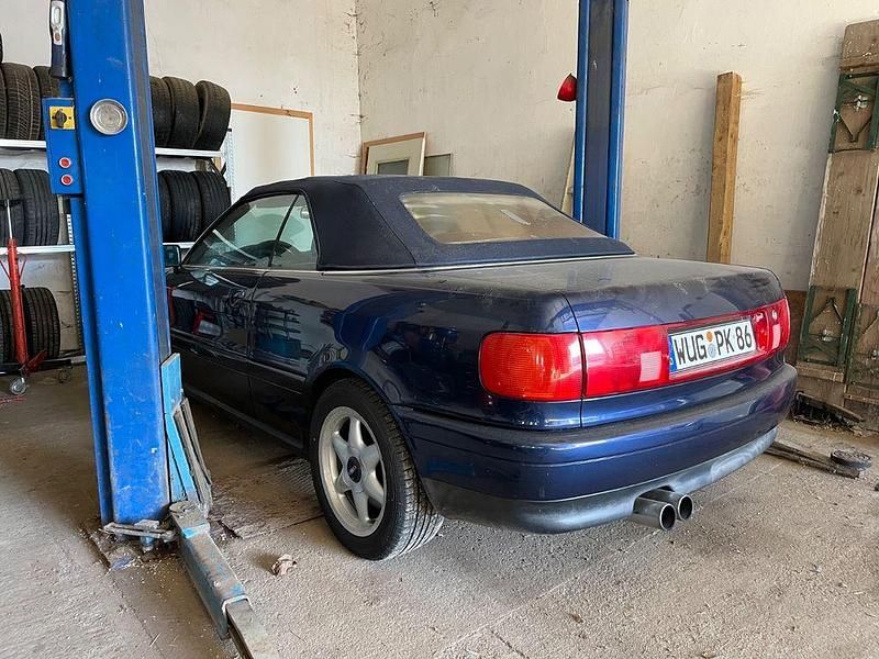 Gebraucht Audi Cabriolet 116 PS (85 kW) 1996 Blau Cabrio