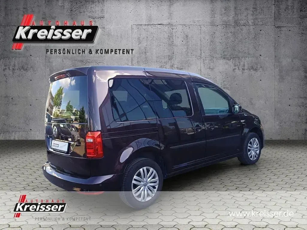 Gebraucht VW Caddy Trendline 131 PS (96 kW) 2018 Schwarz Van / Kleinbus