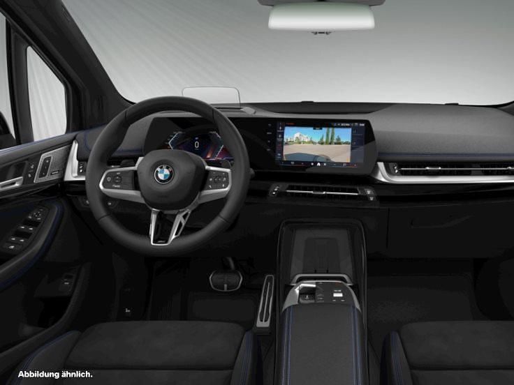 Gebraucht BMW 223 Active Tourer Efficient Dynamics 218 PS (160 kW) 2025 Saphirschwarz metallic Van / Kleinbus