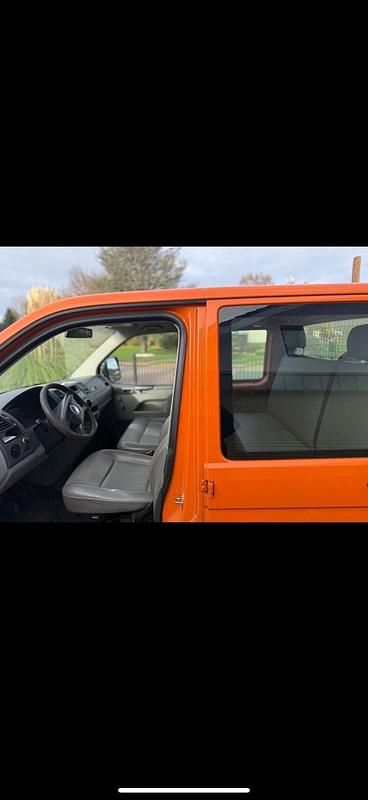 Gebraucht VW T5 2006 Orange Van