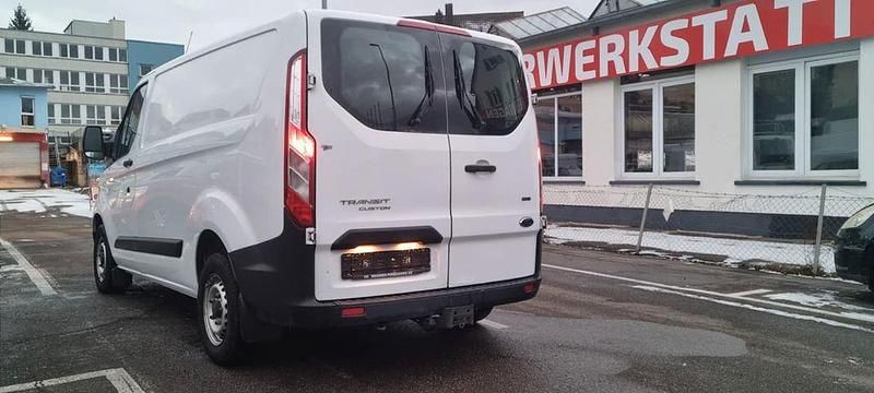 Gebraucht Ford Transit Custom 204 PS (150 kW) 2018 Weiß Van / Kleinbus