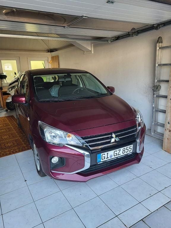 Gebraucht Mitsubishi Space Star Select 71 PS (52 kW) 2025 Rot Kleinwagen