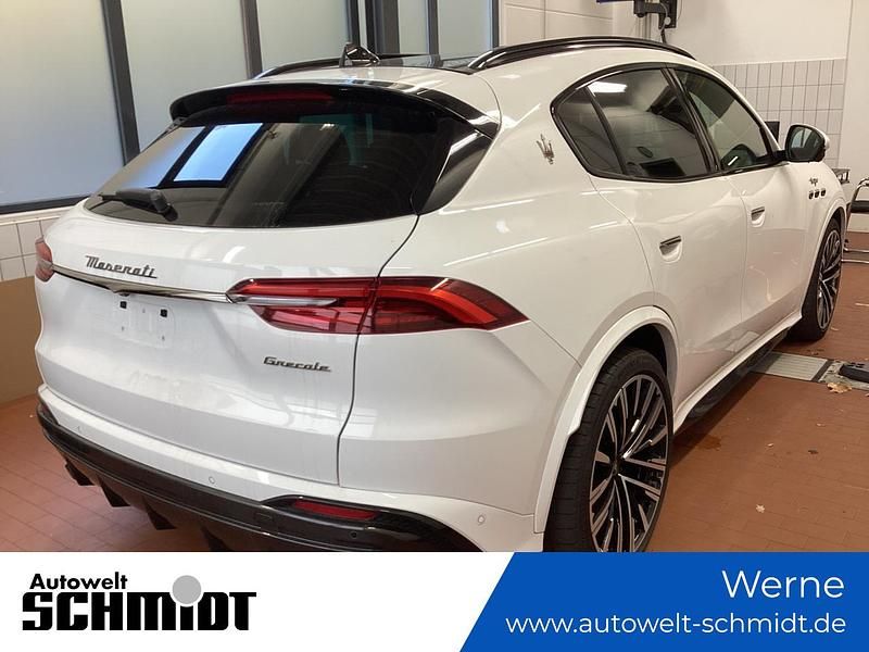 Gebraucht Maserati Grecale 530 PS (389 kW) 2022 (weiß)  weiss SUV