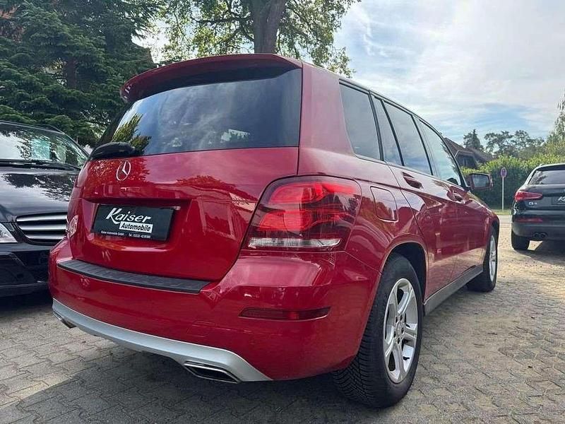 Gebraucht Mercedes GLK250 Sport 204 PS (150 kW) 2013 Feueropal SUV