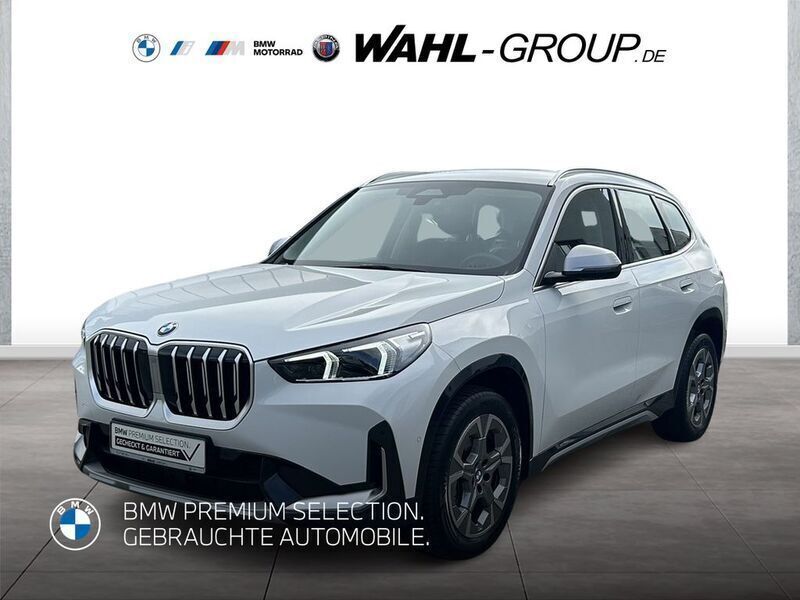 Weiß Gebraucht 2024 BMW X1 Luxury Line SUV | 37.950 € (Etwas zu teuer) - Bild 1/4