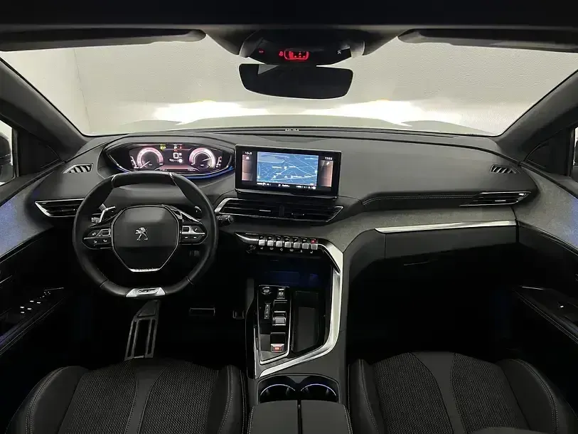 Gebraucht Peugeot 5008 GT 194 PS (142 kW) 2024 Perlmuttweiss (metallic) SUV