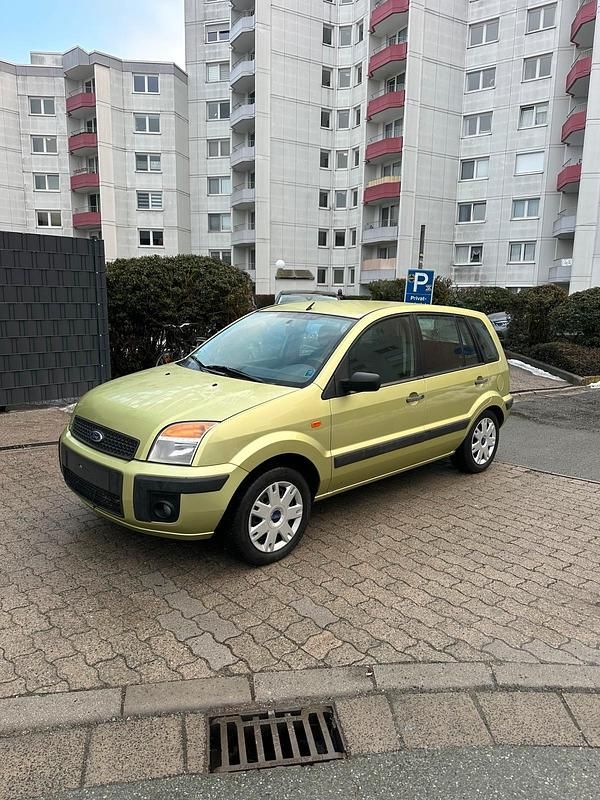 Grün Gebraucht 2007 Ford Fusion Kombi | 1.900 € (Guter Preis) - Bild 1/4