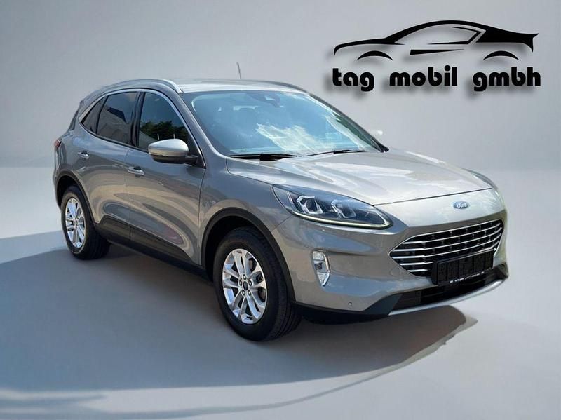 Silber Gebraucht 2022 Ford Kuga Titanium SUV | 20.940 € (Superpreis) - Bild 1/4