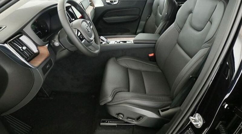 Schwarz Gebraucht 2023 Volvo XC60 Ultimate SUV | 46.999 € (Guter Preis) - Bild 1/4
