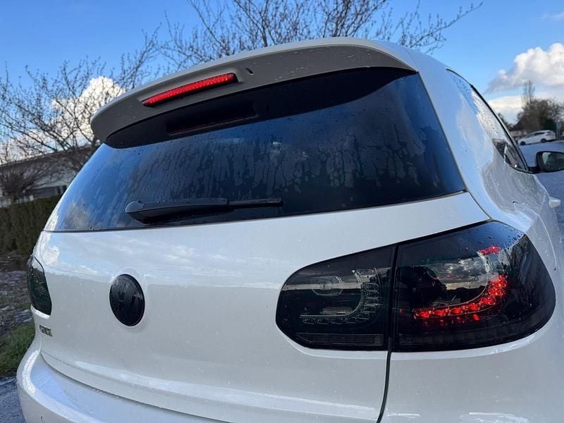 Gebraucht VW Golf GTI 211 PS (155 kW) 2012 Weiß Coupé