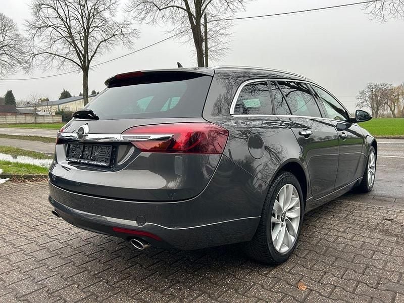 Gebraucht Opel Insignia OPC 250 PS (183 kW) 2015 Phantom/rocky/asteroid grey Kombi