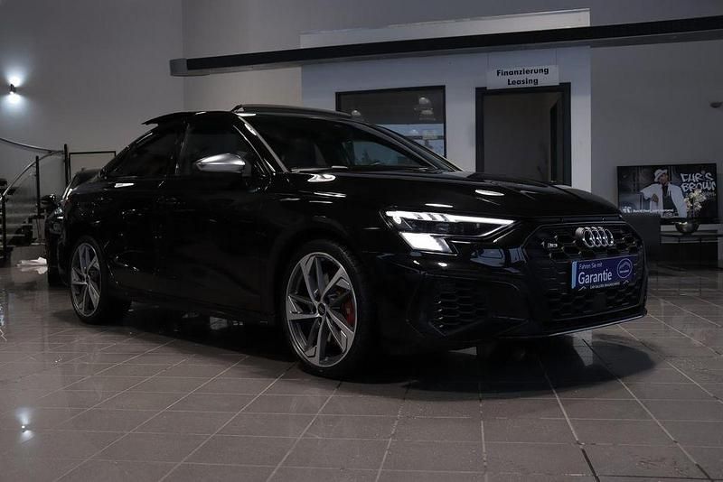 Gebraucht Audi S3 Sport 310 PS (228 kW) 2022 Mythosschwarz metallic Limousine