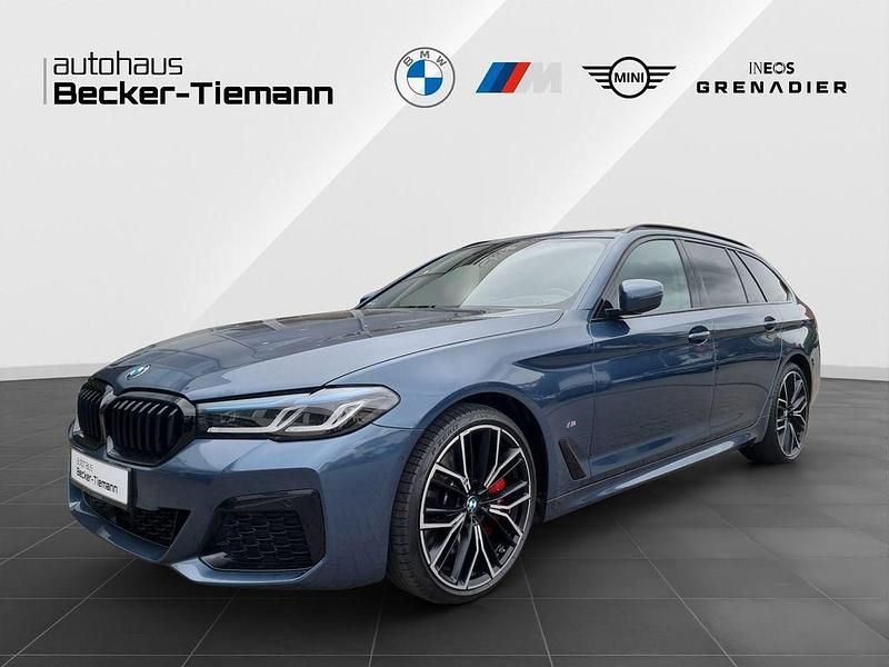 Blau Gebraucht 2022 BMW 540 Performance Kombi | 55.910 € - Bild 1/4