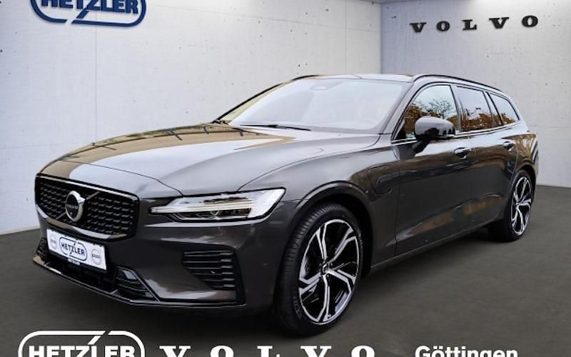 Gebraucht Volvo V60 Ultra 455 PS (334 kW) 2025 Platinum grey / metallic Kombi