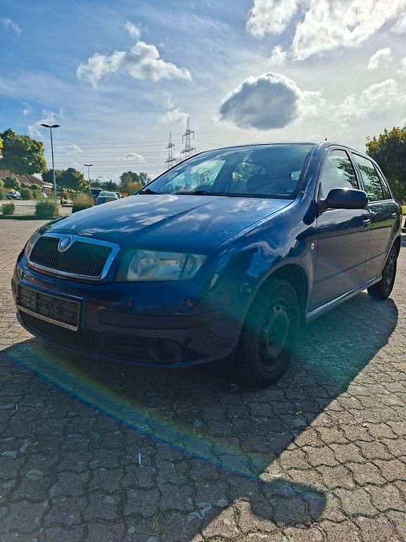 Blau Gebraucht 2007 Skoda Fabia Limousine | 1.400 € (Guter Preis) - Bild 1/4
