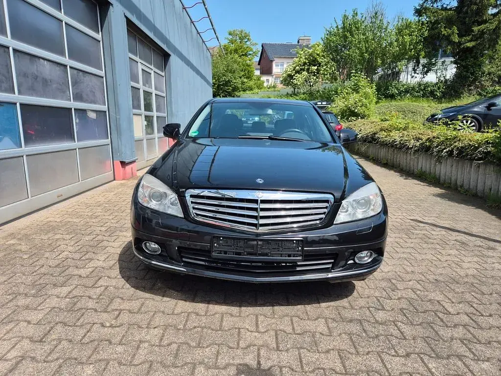 Gebraucht Mercedes C200 Elegance 184 PS (135 kW) 2007 Schwarz Limousine