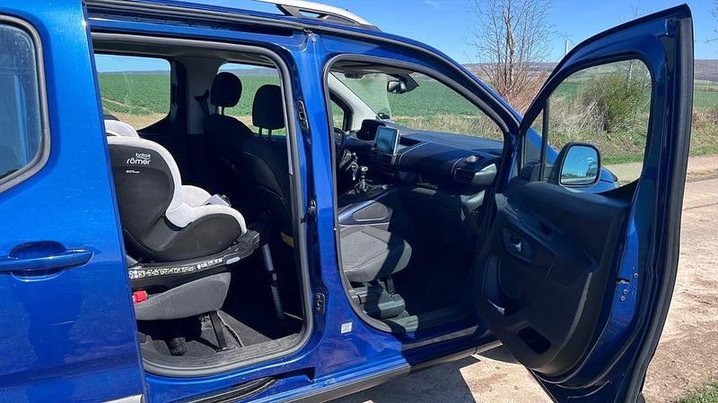 Gebraucht Peugeot Rifter Allure 131 PS (96 kW) 2020 Blau Van / Kleinbus