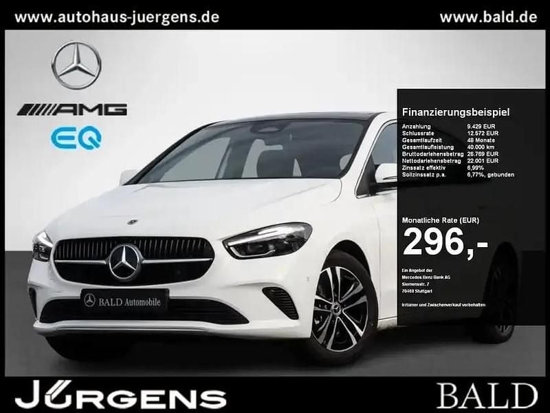 Gebraucht Mercedes E250 Progressive 163 PS (119 kW) 2024 Weiss polarweiß Kombi