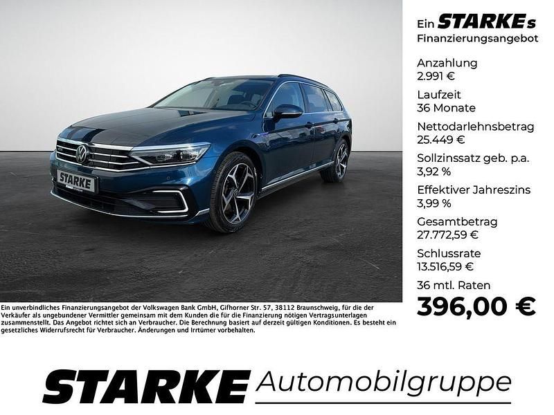 Blau Gebraucht 2022 VW Passat GTE Kombi | 28.440 € (Fairer Preis) - Bild 1/4