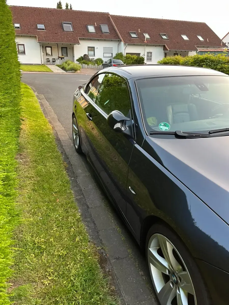 Gebraucht BMW 325 M Sport 218 PS (160 kW) 2007 Blau Cabrio