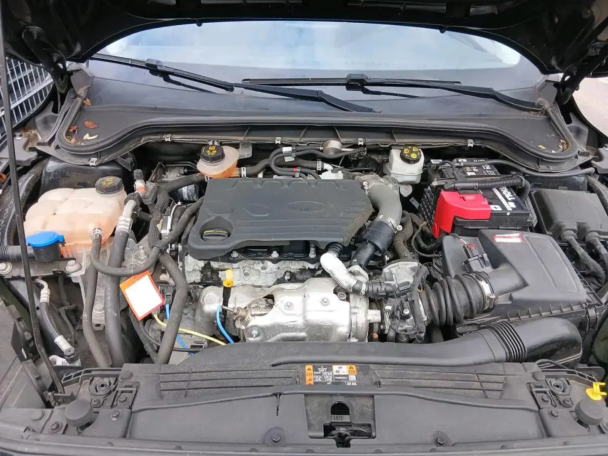 Gebraucht Ford Focus 70 PS (51 kW) 2018 Schwarz Kombi