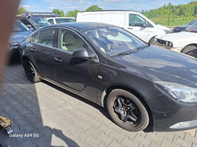 Schwarz Gebraucht 2009 Opel Insignia Limousine | 3.999 € (Guter Preis) - Bild 1/4