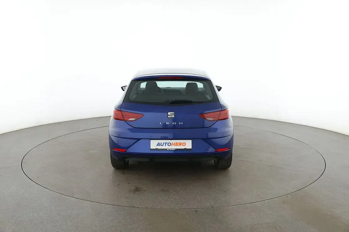 Gebraucht Seat Leon Style 2020 Blau Limousine