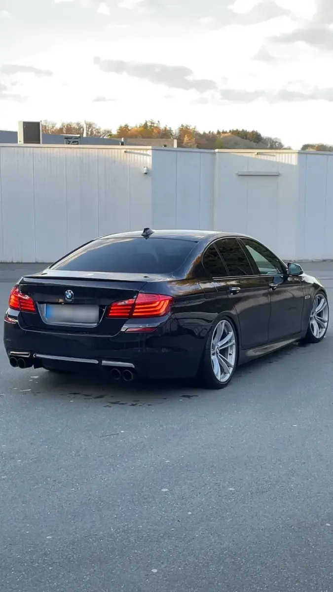 Gebraucht BMW 530 320 PS (235 kW) 2013 Andere farben Limousine