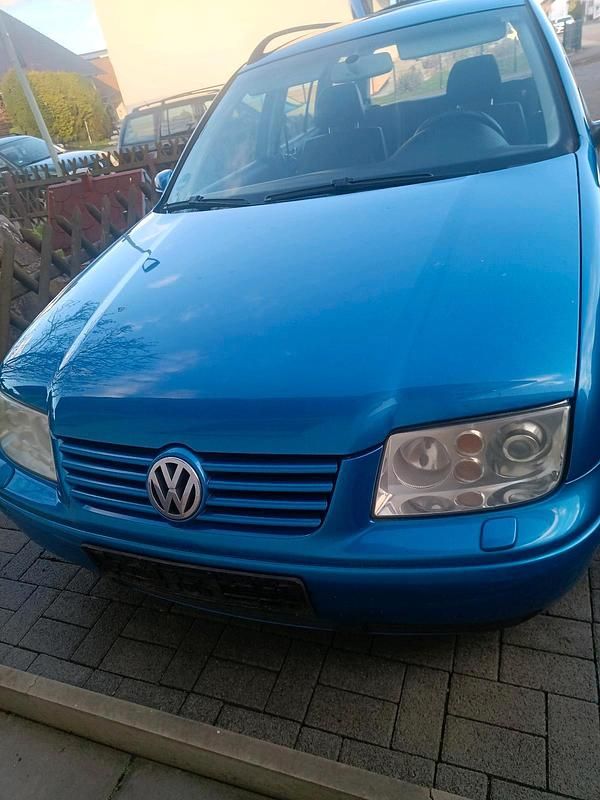 Second-hand VW Bora 150 CP (110 kW) 2003 Albastru Break