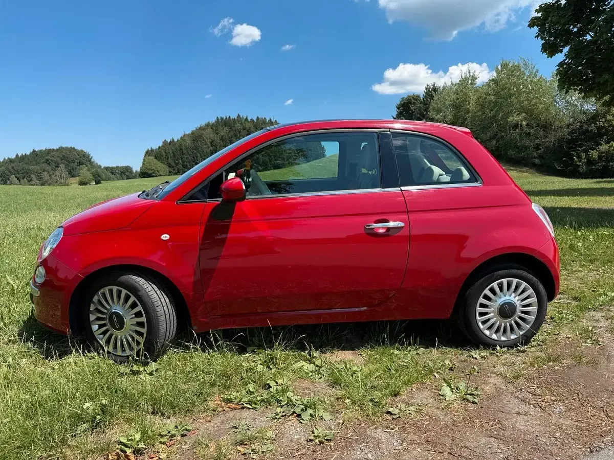 Gebraucht Fiat 500 Lounge 69 PS (50 kW) 2013 Rot Kleinwagen