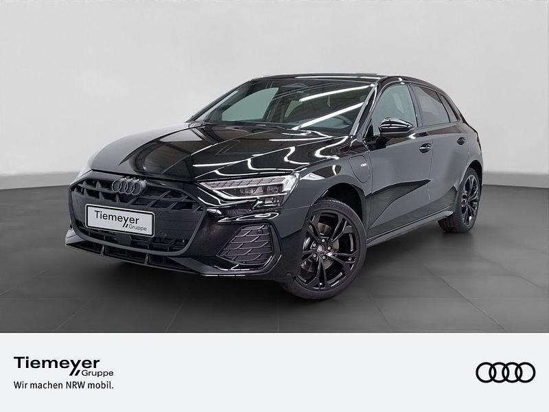 Schwarz Neu 2025 Audi A3 Sportback e-tron S-Line Limousine | 64.703 € - Bild 1/4