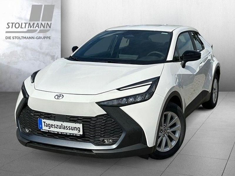 Weiß Neu 2025 Toyota C-HR Business Edition SUV | 31.444 € (Guter Preis) - Bild 1/4