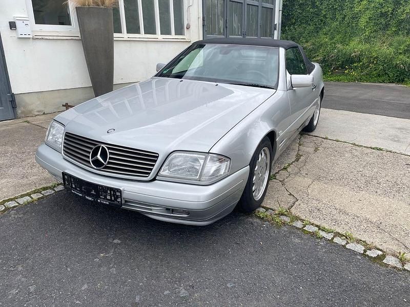 Gebraucht Mercedes SL320 231 PS (169 kW) 1996 Silber Cabrio