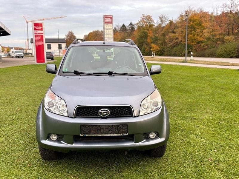 Grau Gebraucht 2007 Daihatsu Terios SUV | 2.400 € (Superpreis) - Bild 1/4