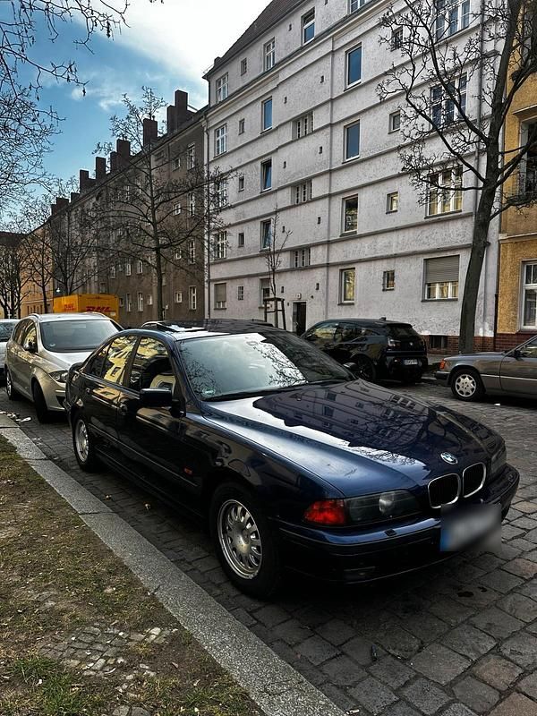 Gebraucht BMW 528 192 PS (141 kW) 1998 Blau Limousine