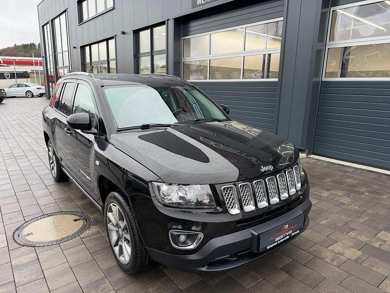 Gebraucht Jeep Compass Limited 170 PS (125 kW) 2015 Schwarz SUV