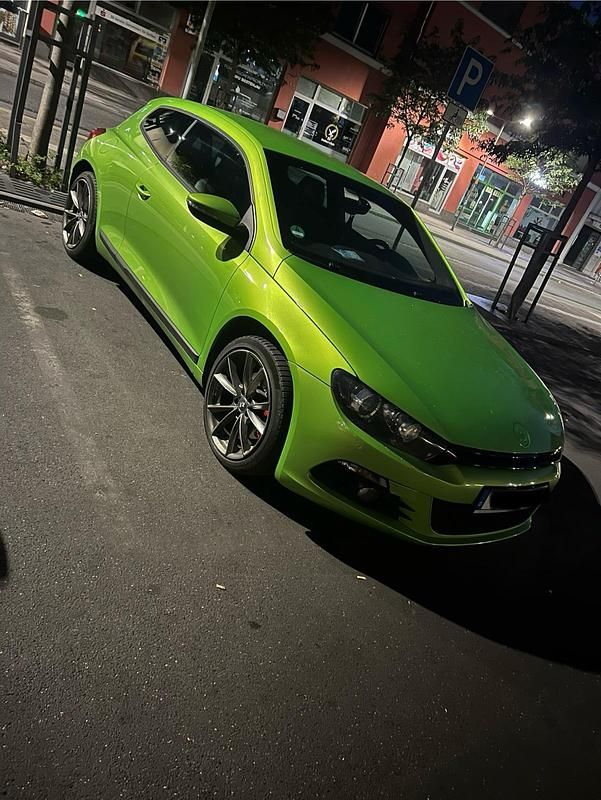 Grün Gebraucht 2010 VW Scirocco Coupé | 3.999 € (Guter Preis) - Bild 1/4