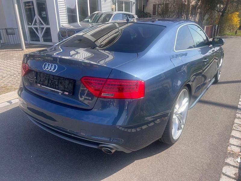 Second-hand Audi A5 S-Line 245 CP (180 kW) 2015 Albastru Coupe