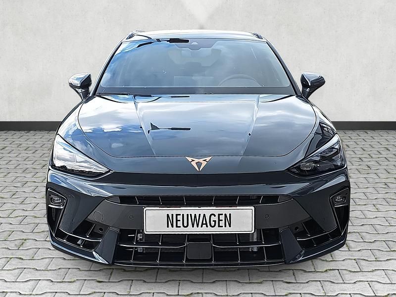 Neu Cupra Leon VZ 333 PS (244 kW) 2025 Fjordblau