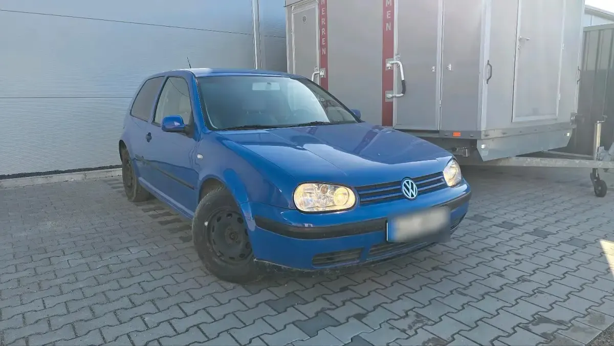 Gebraucht VW Golf IV 75 PS (55 kW) 2000 Blau Limousine