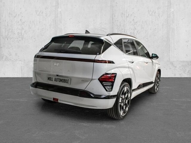 Serenity white / mic Gebraucht 2022 Hyundai Kona Prime SUV | 39.695 € - Bild 1/1