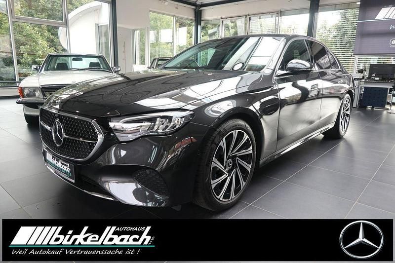 Gebraucht Mercedes E220 Advanced 197 PS (144 kW) 2024 Grafitgrau  metalliclack Limousine