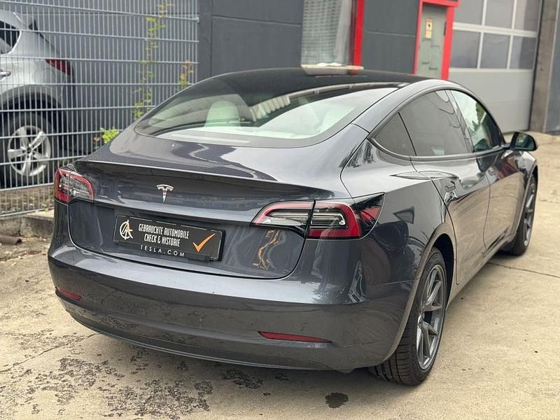 Gebraucht Tesla Model 3 RWD 239 kW (325 PS) 2022 Grau Limousine