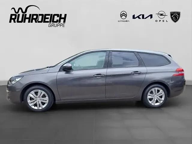 Gebraucht Peugeot 308 SW Active 131 PS (96 kW) 2016 Gris platinium Kombi