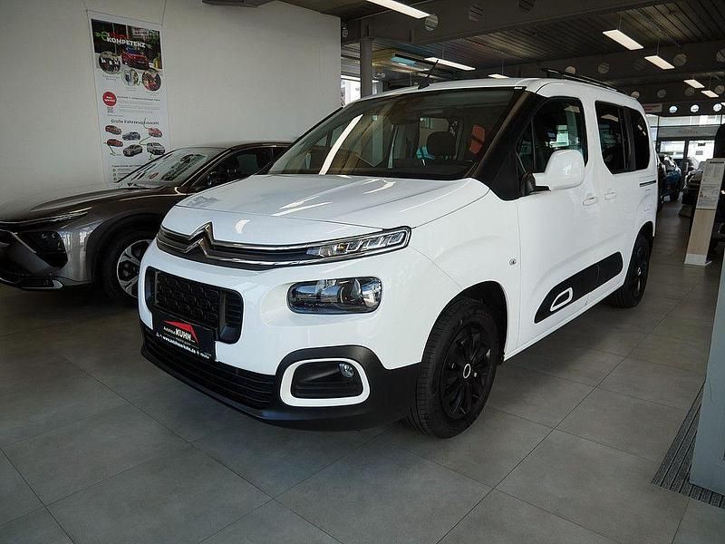 Weiss Gebraucht 2019 Citroën Berlingo Feel Van / Kleinbus | 13.880 € (Guter Preis) - Bild 1/4