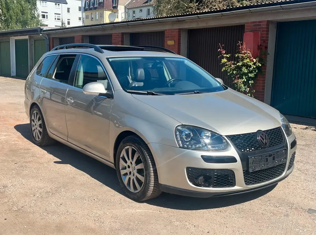 Gebraucht VW Golf V 140 PS (102 kW) 2007 Gold Kombi