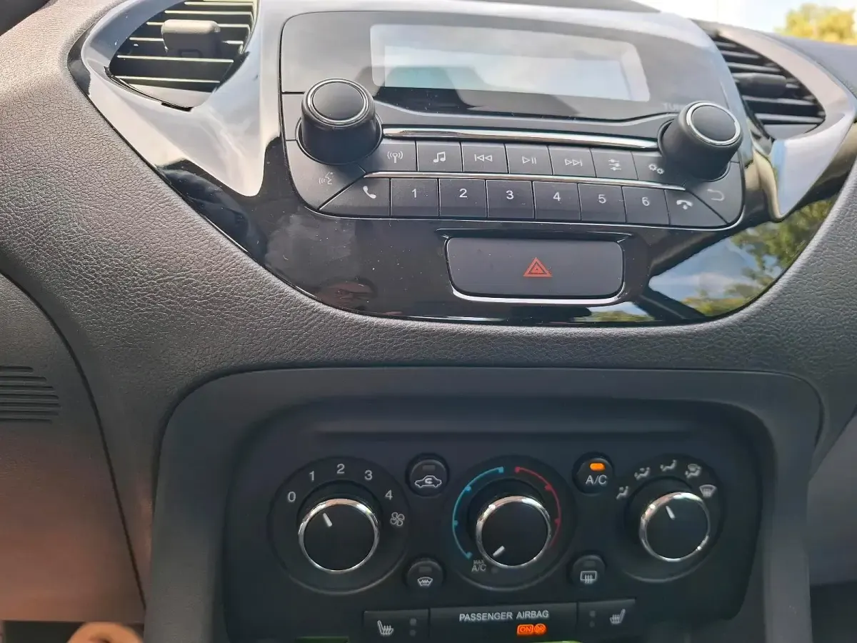 Gebraucht Ford Ka 85 PS (62 kW) 2019 Grau Limousine