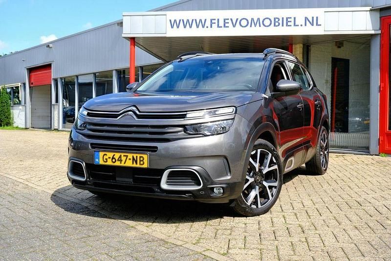 Grau Gebraucht 2019 Citroën C5 Aircross Business Class SUV | 11.950 € (Teuer) - Bild 1/4