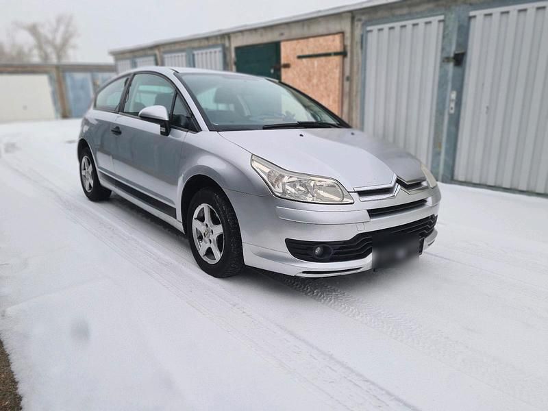 Grau Gebraucht 2006 Citroën C4 Coupé | 1.799 € (Fairer Preis) - Bild 1/4